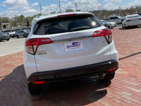 Used 2022 Honda HR-V Sport image 8