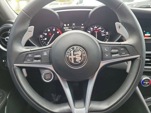 Used 2019 Alfa Romeo Giulia Ti w/ TI Performance Package image 15
