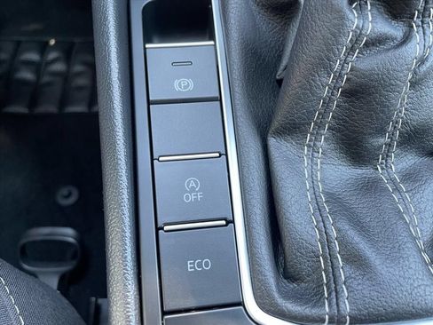 Used 2025 Volkswagen Jetta S FWD image 16