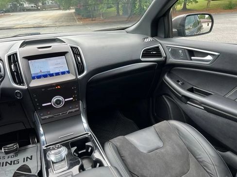 Used 2020 Ford Edge ST w/ Equipment Group 401A AWD/4WD image 28