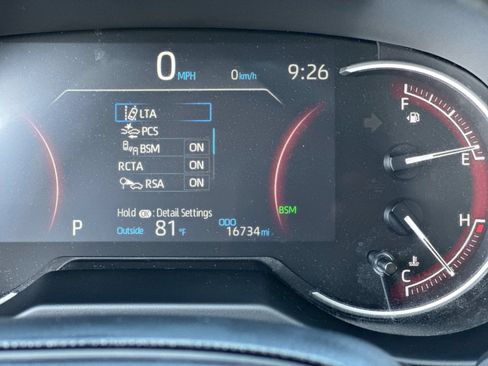 Used 2025 Toyota RAV4 XLE FWD image 34