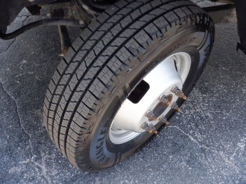 Used 2021 Ford F350 XL w/ Power Equipment Group image 23