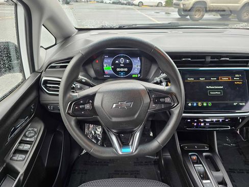 Used 2023 Chevrolet Bolt LT image 21