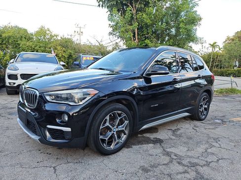 Used 2016 BMW X1 xDrive28i w/ Premium Package AWD/4WD image 3