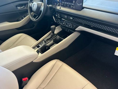 New 2026 Honda Accord EX-L image 17
