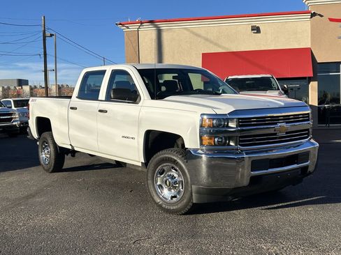 Used 2016 Chevrolet Silverado 2500 W/T image 2
