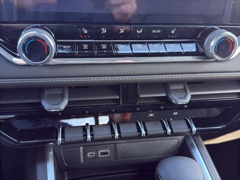 New 2026 Chevrolet Colorado LT w/ LT Convenience Package image 16