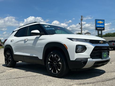 Certified 2023 Chevrolet TrailBlazer LT AWD/4WD image 2