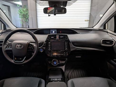 Used 2021 Toyota Prius Prime LE FWD image 13
