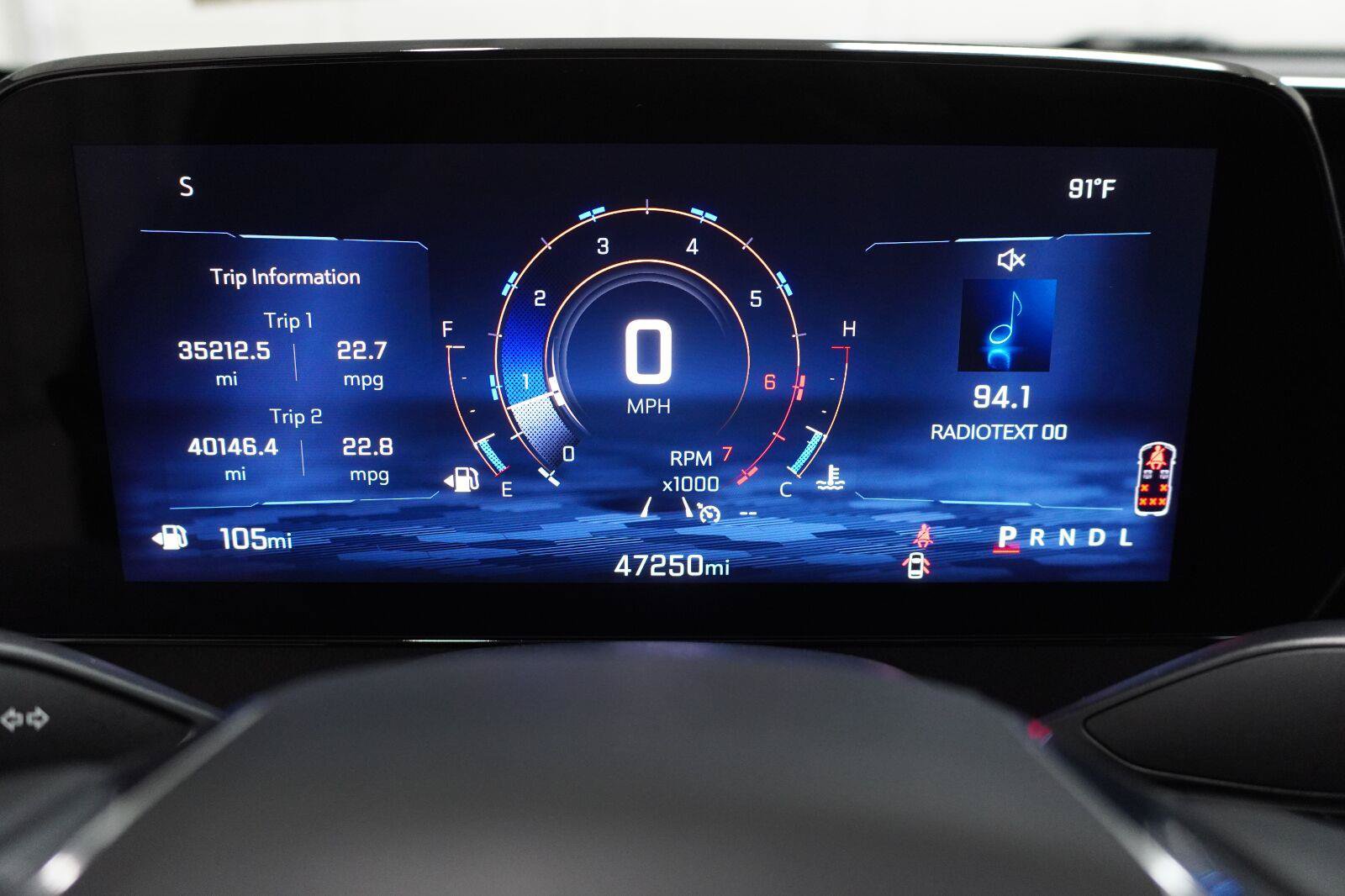 Used 2025 Chevrolet Traverse LT FWD image 18