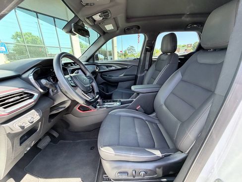 Used 2023 Chevrolet TrailBlazer RS w/ Sun and Liftgate Package AWD/4WD image 21