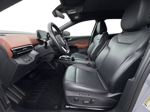 Used 2022 Volkswagen ID.4 Pro S RWD image 9