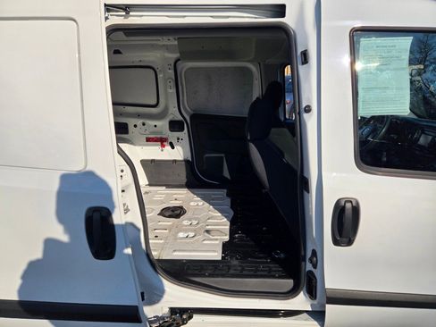 Used 2022 RAM ProMaster City Wagon image 9
