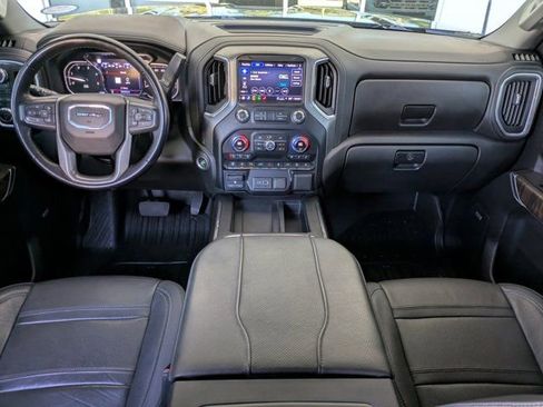 Used 2023 GMC Sierra 3500 Denali w/ Denali Ultimate Package image 15
