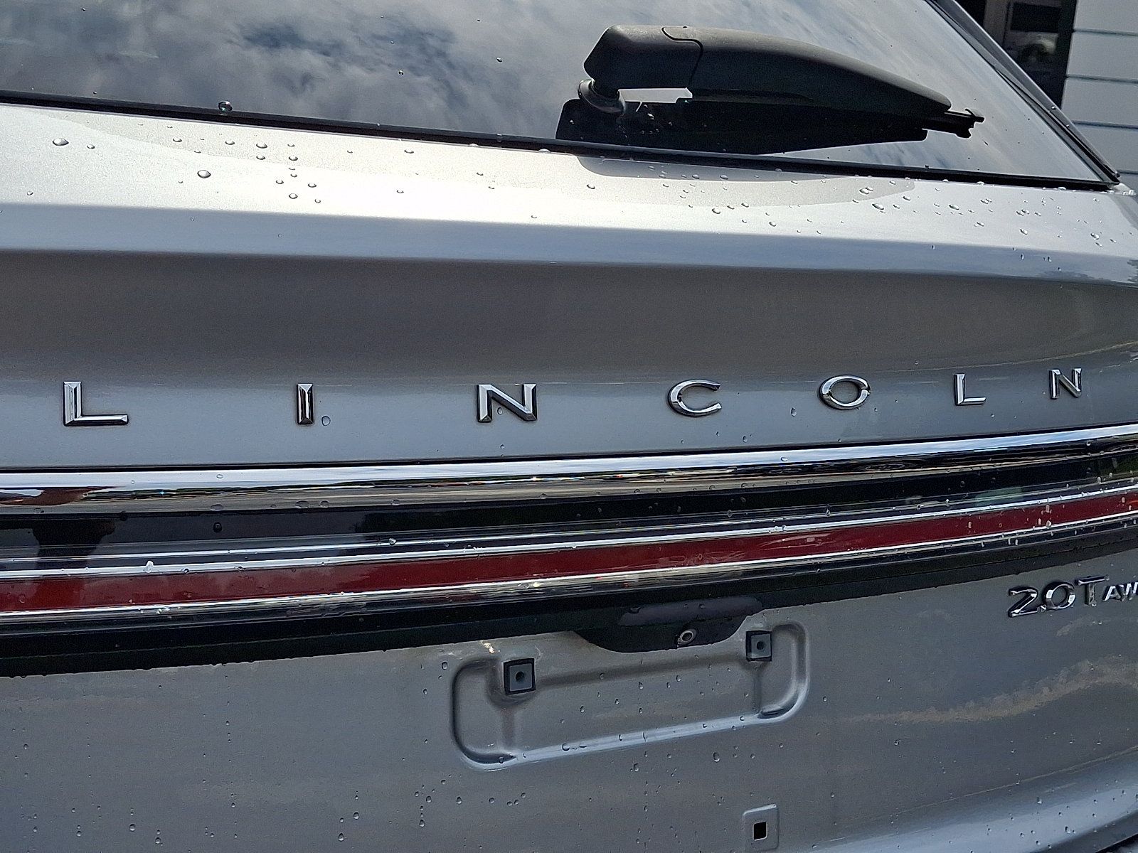 Used 2020 Lincoln Nautilus Premier AWD/4WD image 28