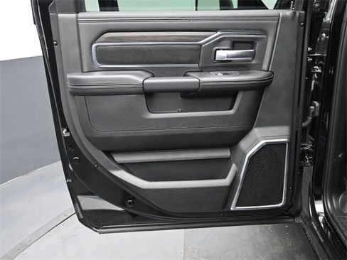 New 2026 RAM 2500 Laramie w/ Night Edition image 15