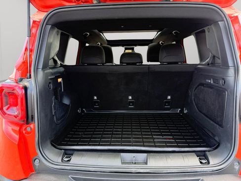 Used 2021 Jeep Renegade Latitude w/ Sun & Sound Group image 12