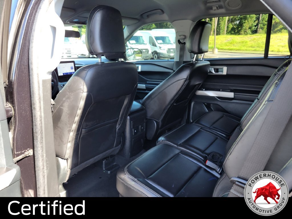 Certified 2024 Ford Explorer XLT w/ Equipment Group 202A RWD image 16