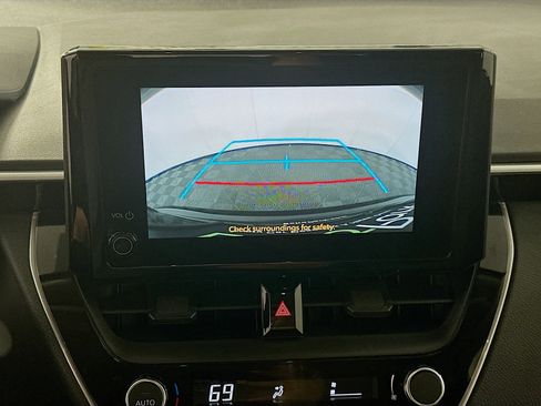 Used 2025 Toyota Corolla LE image 22