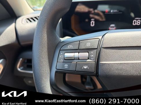 Used 2025 Kia K4 FWD image 33