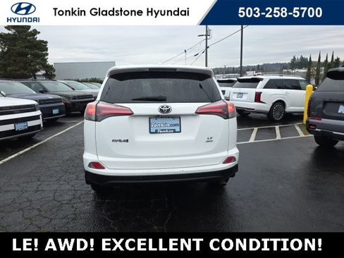 Used 2017 Toyota RAV4 LE image 6