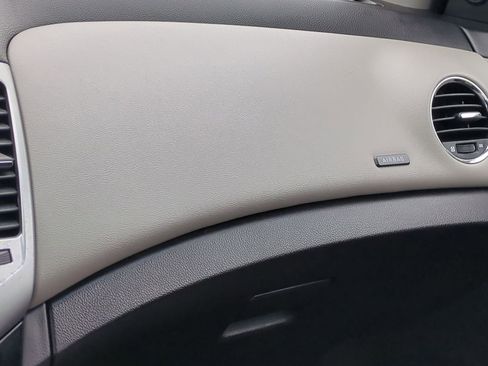 Used 2011 Chevrolet Cruze LS w/ Connectivity Package image 31