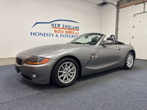 Used 2003 BMW Z4 2.5i RWD image 5