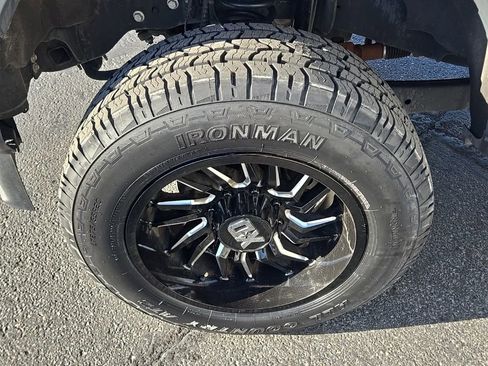 Used 2021 Ford F250 Lariat image 14