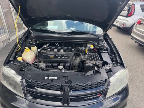 Used 2014 Dodge Avenger SE w/ Blacktop Package image 21