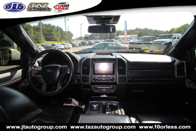 Used 2020 Ford Expedition Max XLT w/ Equipment Group 202A RWD image 16