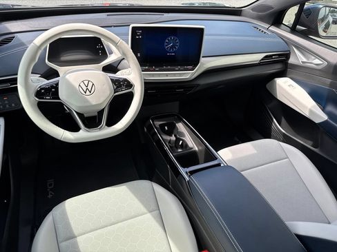 Certified 2023 Volkswagen ID.4 Pro S Plus AWD/4WD image 17