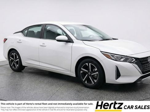 Used 2025 Nissan Sentra SV image 1