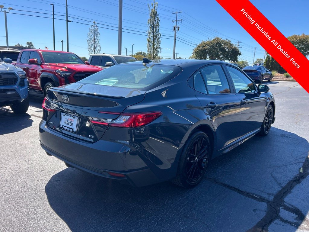Used 2026 Toyota Camry SE FWD image 18