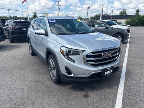 Used 2020 GMC Terrain SLT w/ Preferred Package AWD/4WD image 2