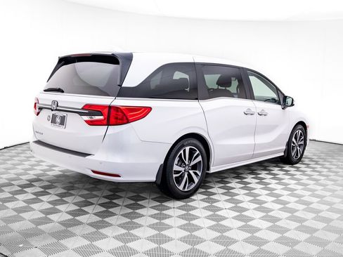 Used 2022 Honda Odyssey Touring image 7