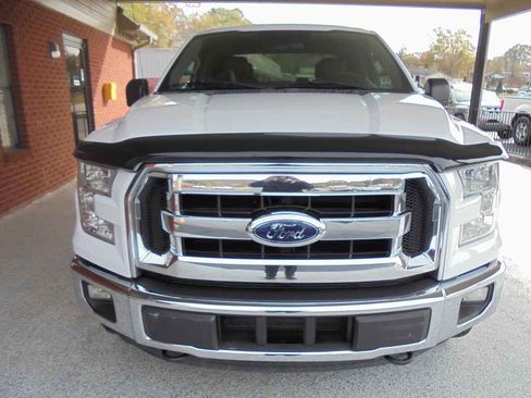 Used 2016 Ford F150 XLT image 3
