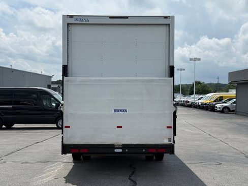 New 2024 Ford E-450 and Econoline 450 Super Duty w/ Power Windows & Locks Group image 5