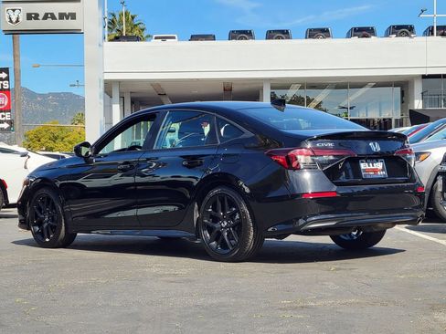 Used 2025 Honda Civic Sport image 2