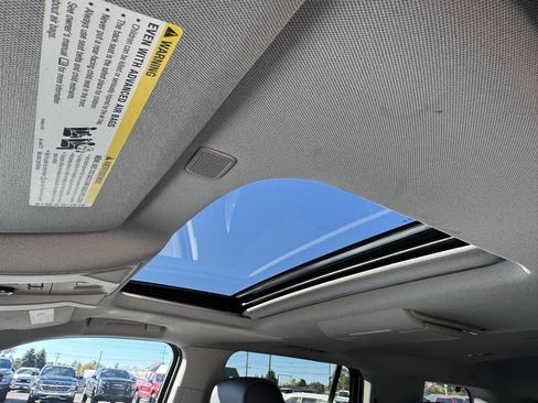 Used 2019 GMC Yukon Denali image 26