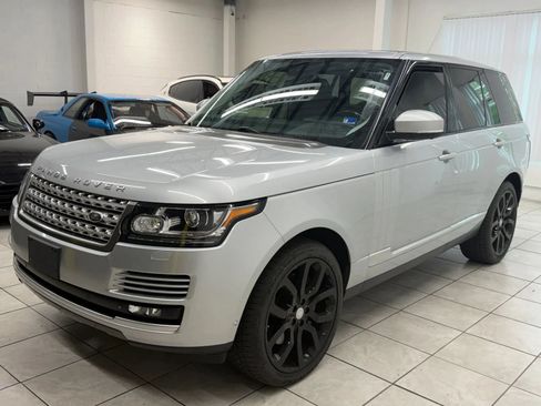 Used 2015 Land Rover Range Rover Supercharged AWD/4WD image 3