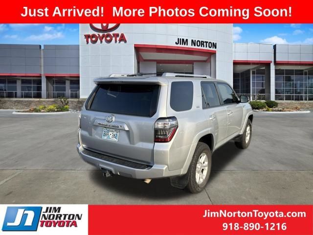 Used 2018 Toyota 4Runner SR5 Premium AWD/4WD image 6