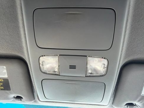 Used 2015 Toyota Tacoma PreRunner w/ Convenience Package RWD image 27