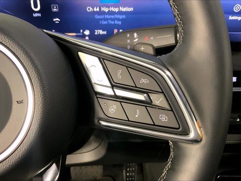 Used 2025 Buick Enclave Preferred FWD image 19