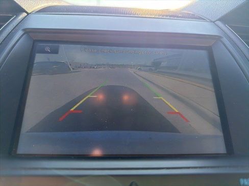 Used 2015 Ford Taurus Limited w/ Equipment Group 301A image 16