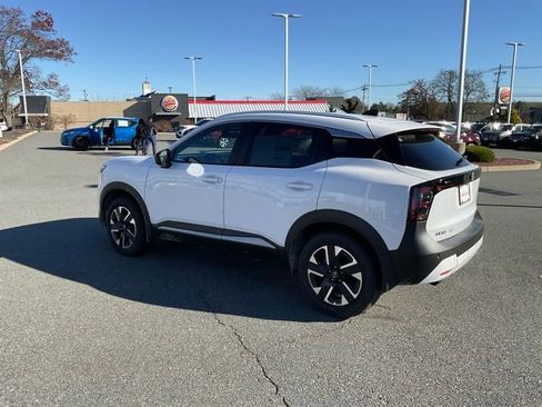 New 2026 Nissan Kicks SV w/ SV Premium Package AWD/4WD image 4