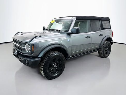 Used 2024 Ford Bronco Black Diamond AWD/4WD image 3