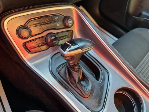 Used 2020 Dodge Challenger SXT image 17