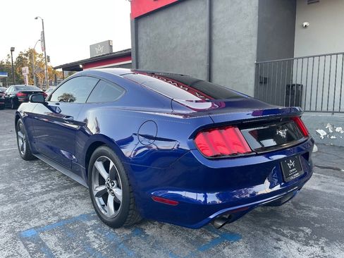 Used 2015 Ford Mustang Coupe image 7