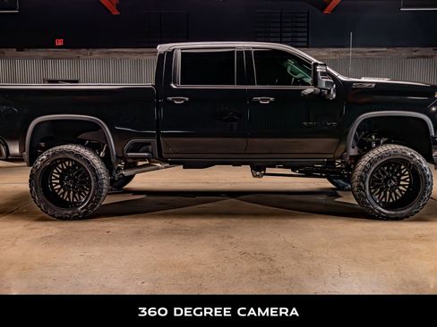 Used 2025 Chevrolet Silverado 2500 LTZ w/ Trail Boss Package image 11