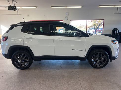 New 2026 Jeep Compass Limited image 31